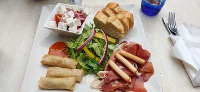 Stones Eatery Cafe & Bar