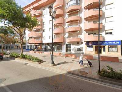 Dao's Bar & Thai Restaurant