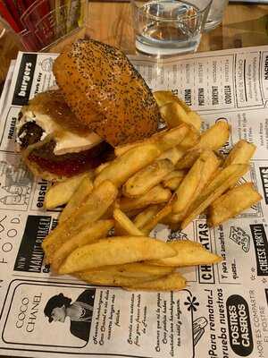 Lamburguesa ( El Carmen )