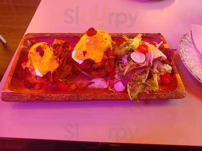 Colibri Brunch & Bistro