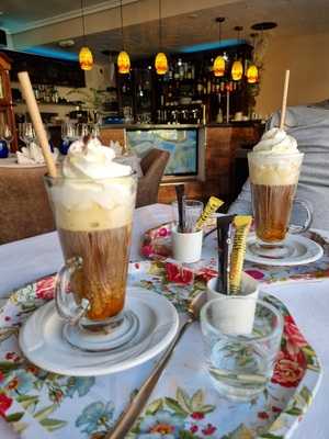 Ling's International Restaurant