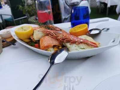 Ling's International Restaurant