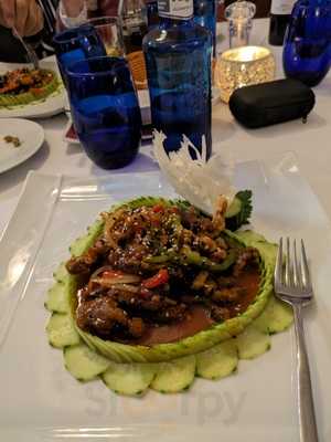 Ling's International Restaurant