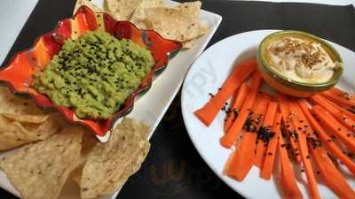 La Tertulia-menjant Amb Alternatives