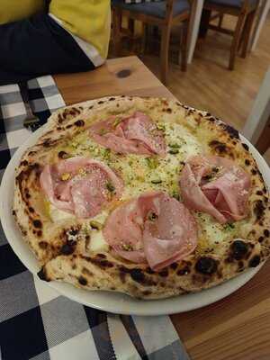 Casa Mavi Italian Restaurant And Pizzeria