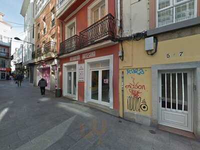 Heladería Puerta Real Bailén