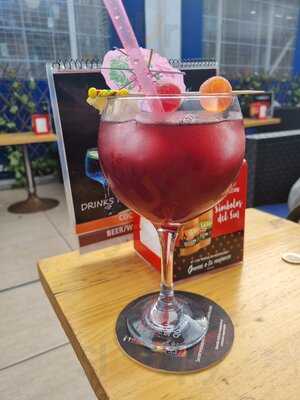 New Angels Cocktail Bar