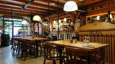 La Fusta Restaurant Bar