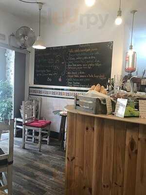 La Petite Lupe Bistro