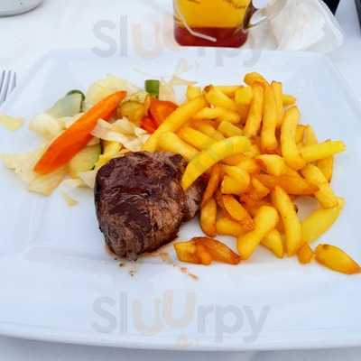 The Savoy Restaurante - Photo 8