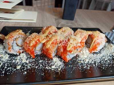 Wakabi Restaurante Japonés