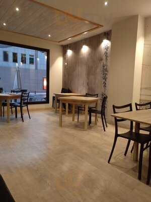 Wakabi Restaurante Japonés