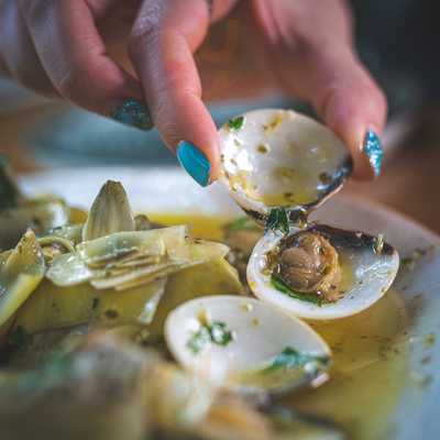 Monje Taberna Espirituosa