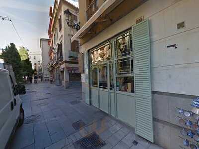 Monje Taberna Espirituosa