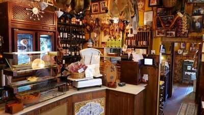 Antigua Abaceria De San Lorenzo