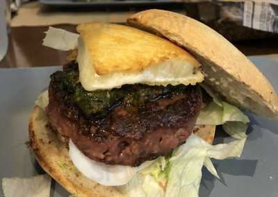 Hamburgeseria El Moon