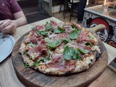 Pizzería La Gustosa