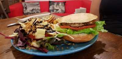 Kikarea Coffee & Bakery