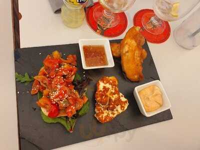 The Lilac Tree Restaurant & Bar