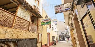 Pig N Whistle Music Pub