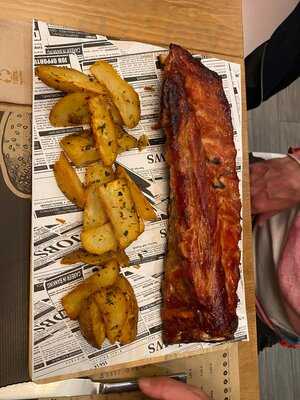 La Sastrería Taberna