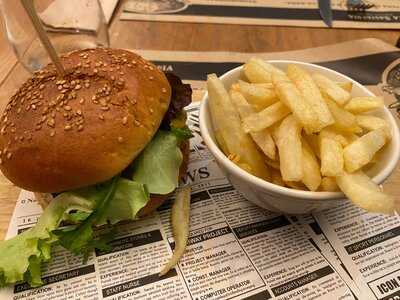 La Sastrería Taberna