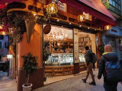 Giovanni L. Gelato Deluxe