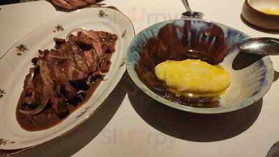 Olivos Comida Y Vinos