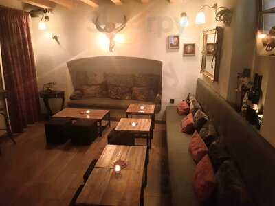 Clandestino Cocktail Club