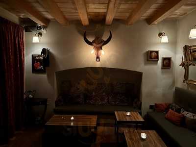 Clandestino Cocktail Club