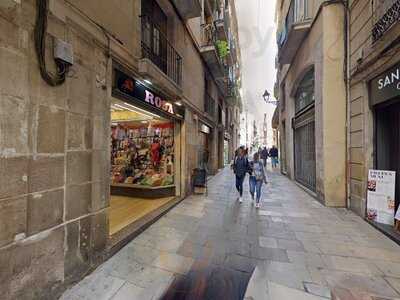 La Fabrica (empanadas Argentinas)