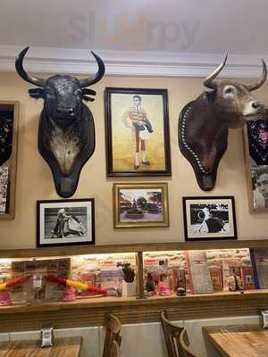 Mesones Del Serranito