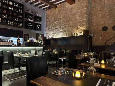 La Taperia Bar De Tapas