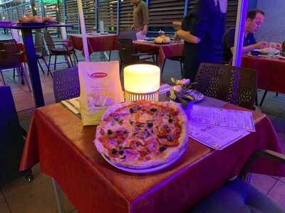 Pizza Y Pasta O Sole Mio