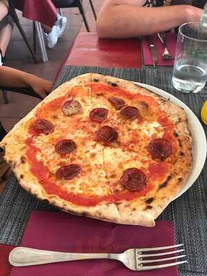 Pizza Y Pasta O Sole Mio