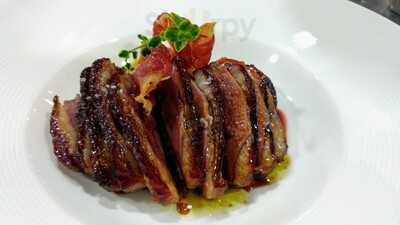 Essencia Tapas & Drinks