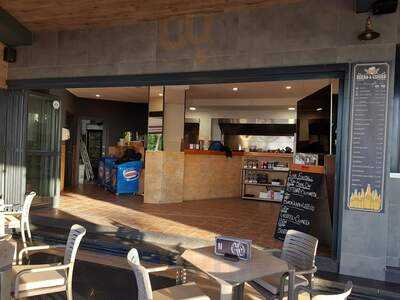 The Coach And Horses