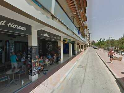 The Coach And Horses