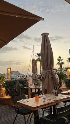 Basta Lounge Bar Restaurant