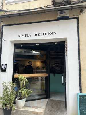 Simply Delicious Por Ronen