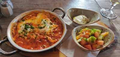 Simply Delicious Por Ronen