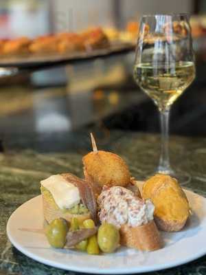 Cafeteria Abando Y Barra