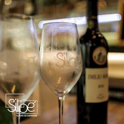 Siloe Bar & Grill