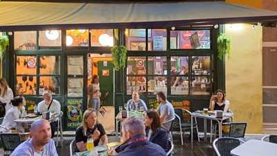 Los Escalones De La Lonja