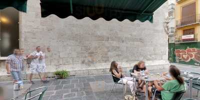 Los Escalones De La Lonja