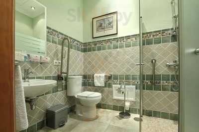 Taberna Del Alabardero