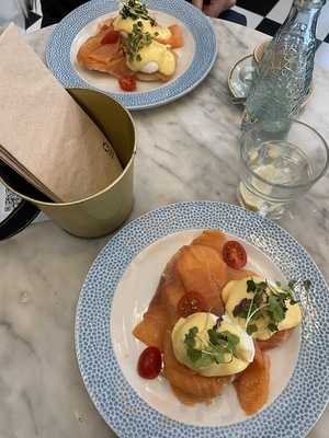 Bristol Café - Photo 7