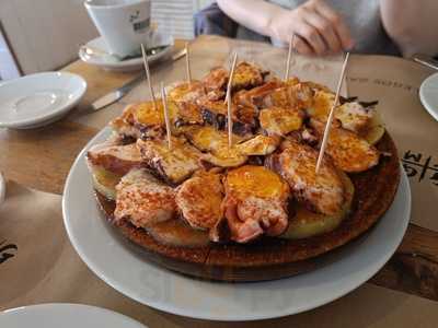 El Viejo Y El Mar Taberna Gallega