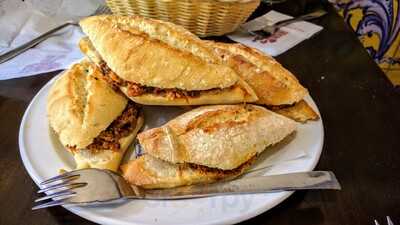 Taberna Álvaro Peregil