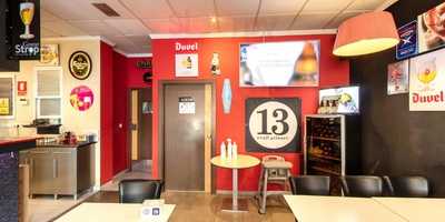 Universal Lounge Bar